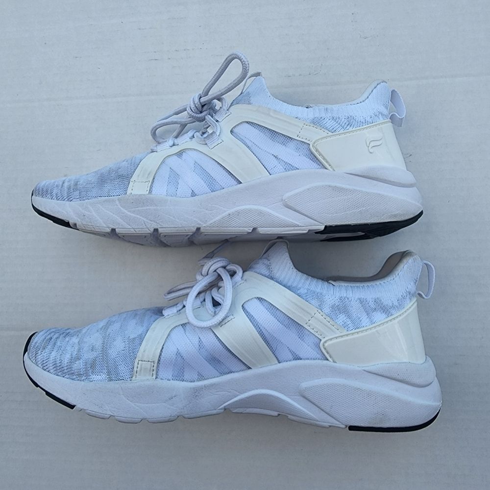 Fabletics Caheunga Performance Sneaker Size 8 - image 5